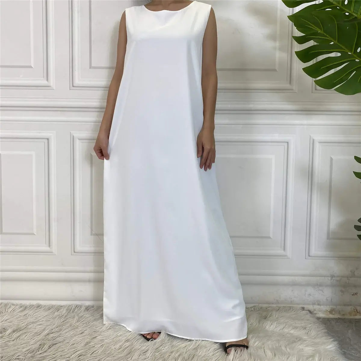 Sleeveless Dress - White